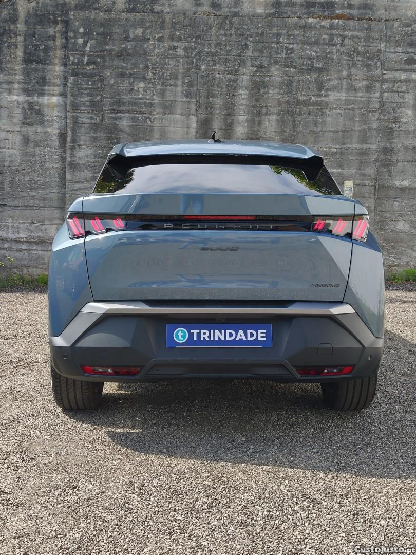 Peugeot 3008 1.2 Hybrid Allure e-DCS6 — fotografia 8