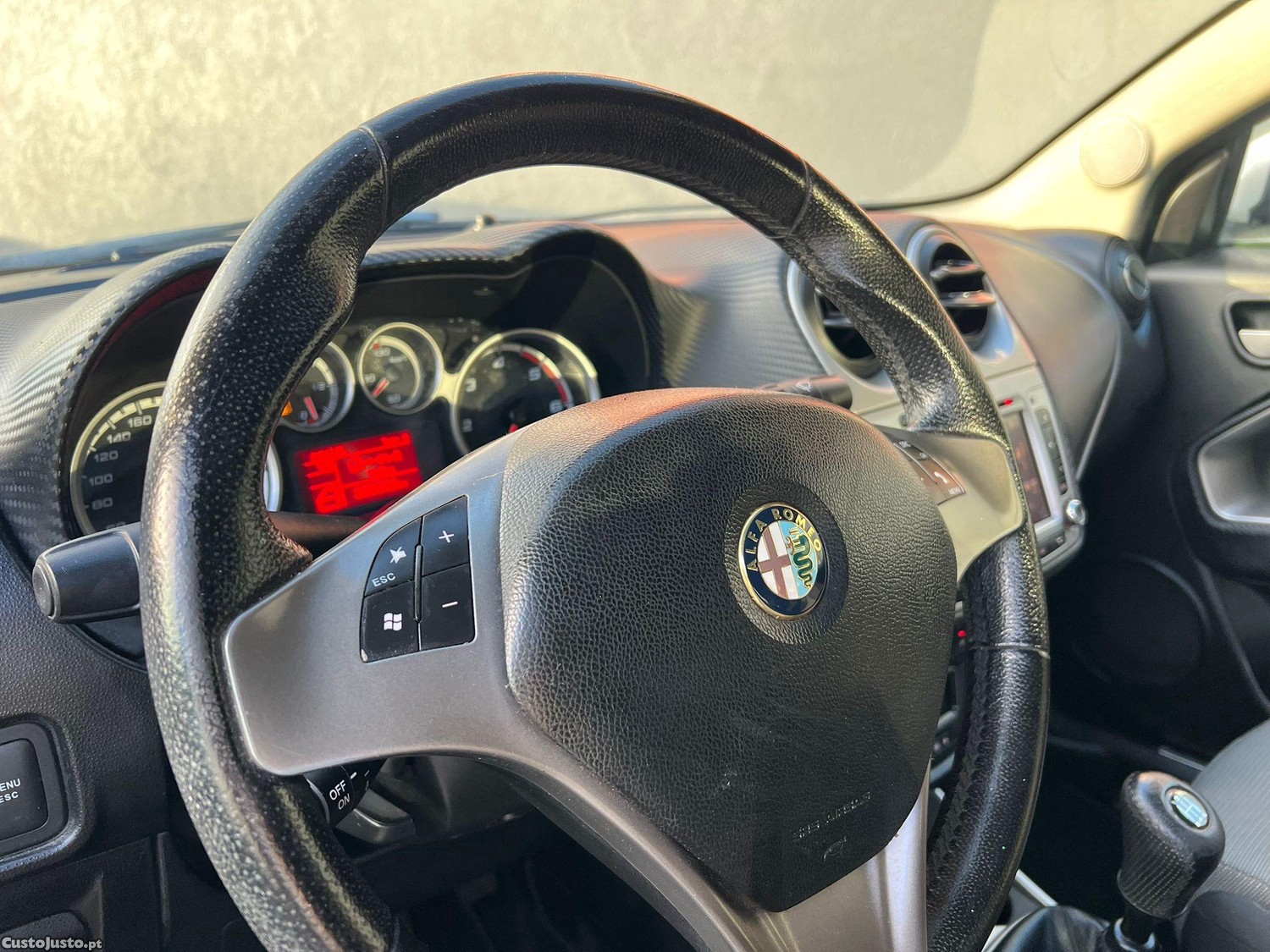 Alfa Romeo MiTo 1.3 JTD Distinctive S&S — fotografia 12