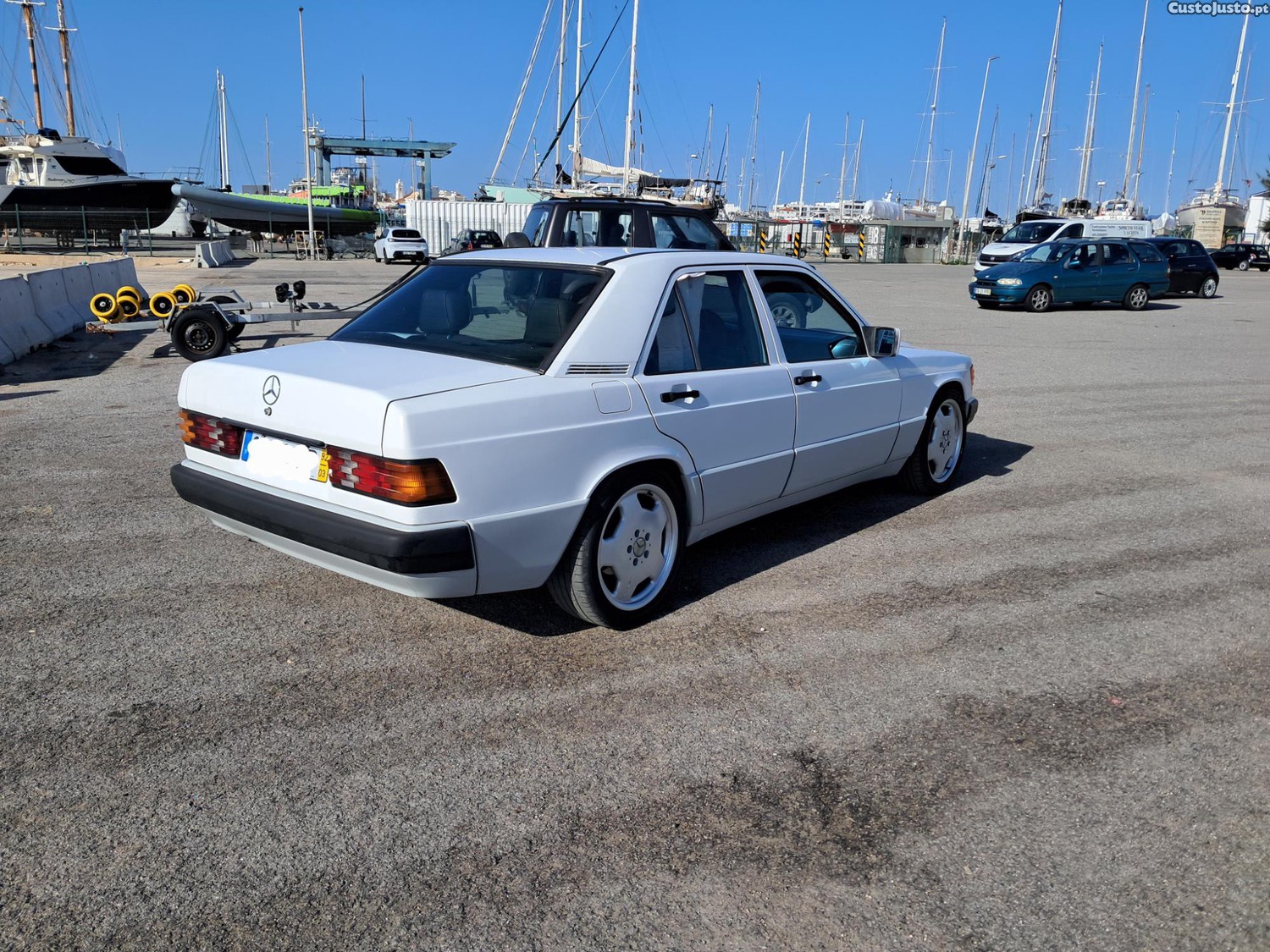 Mercedes-Benz 190 W201 — fotografia 4