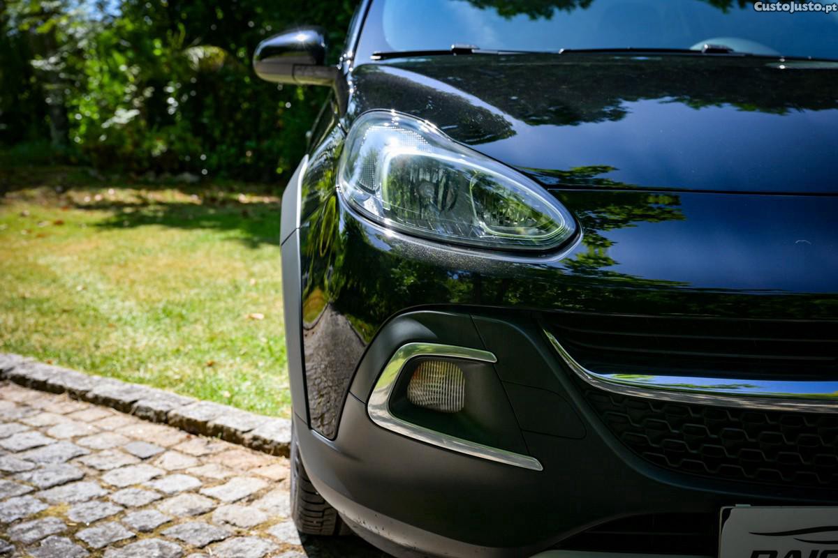 Opel Adam 1.0 T Rocks — fotografia 13