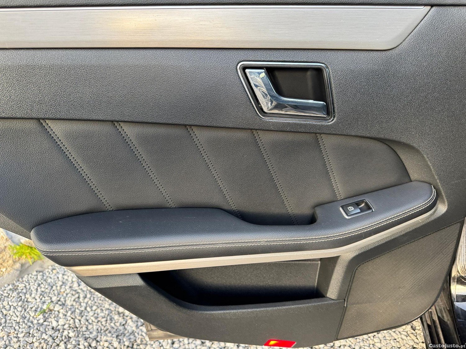 Mercedes-Benz E 250 AMG cx.7G Tronic — fotografia 3