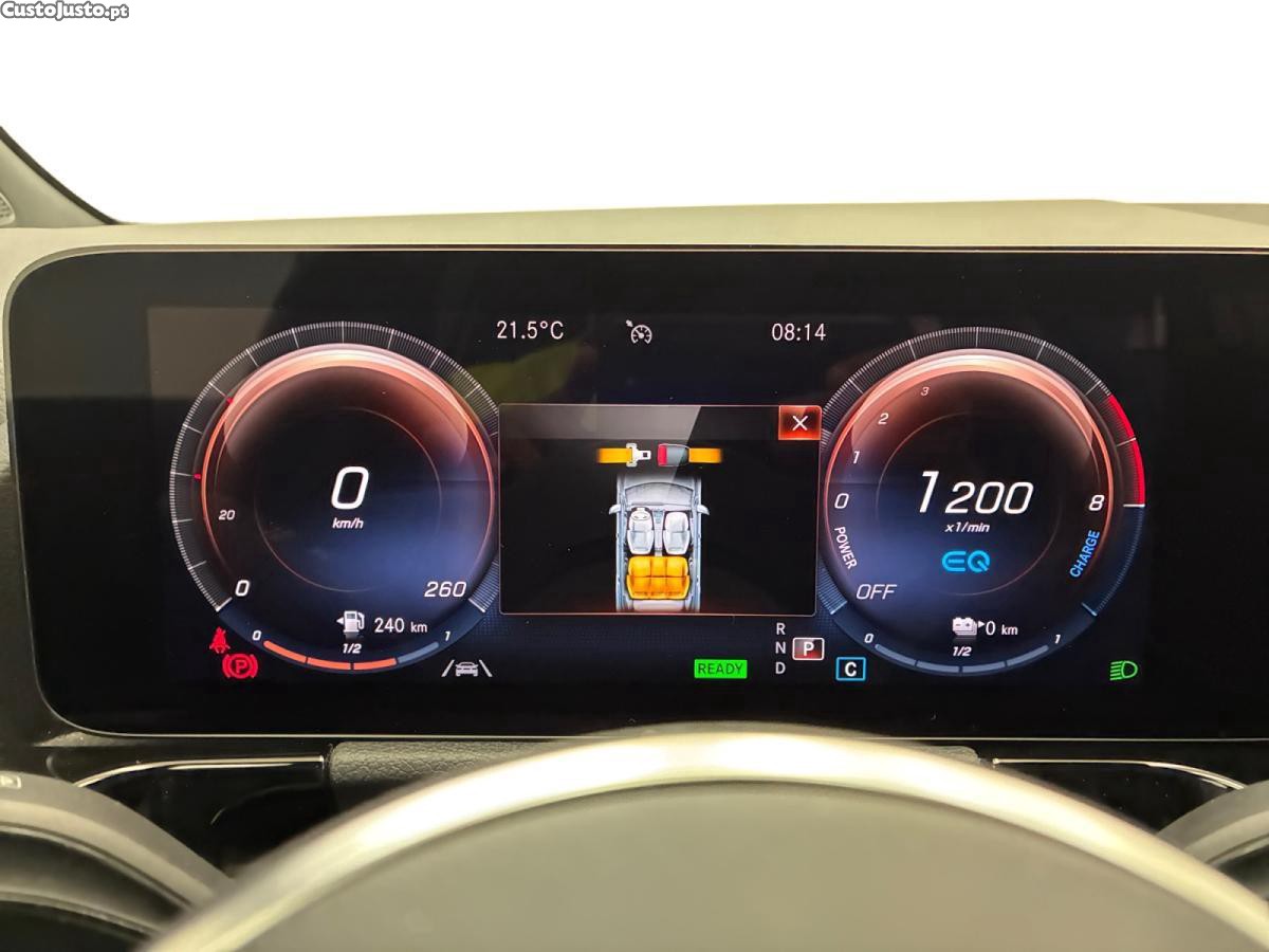 Mercedes-Benz GLA 250 e Business Line 8G-DCT — fotografia 6