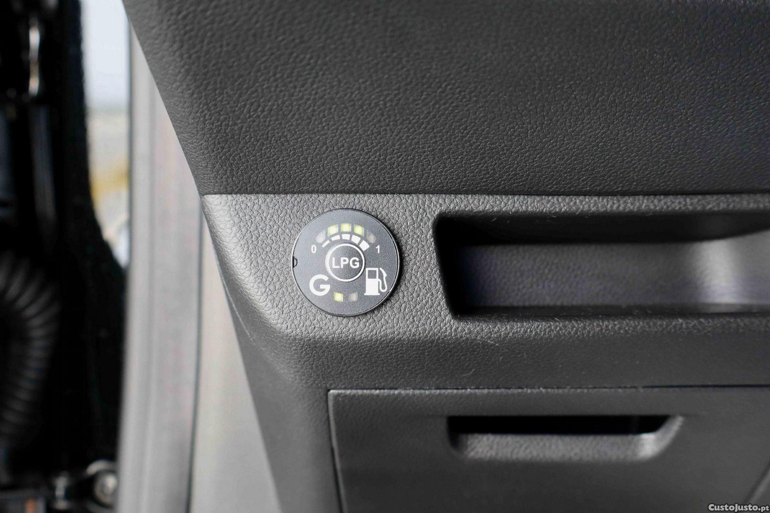 Renault Clio 1.0 TCe Evolution Bi-Fuel — fotografia 20