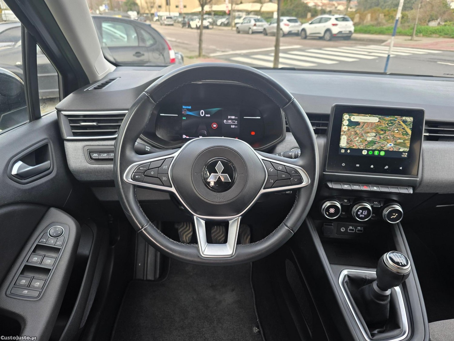 Mitsubishi Colt 1.0 MPI-T Invite — fotografia 8
