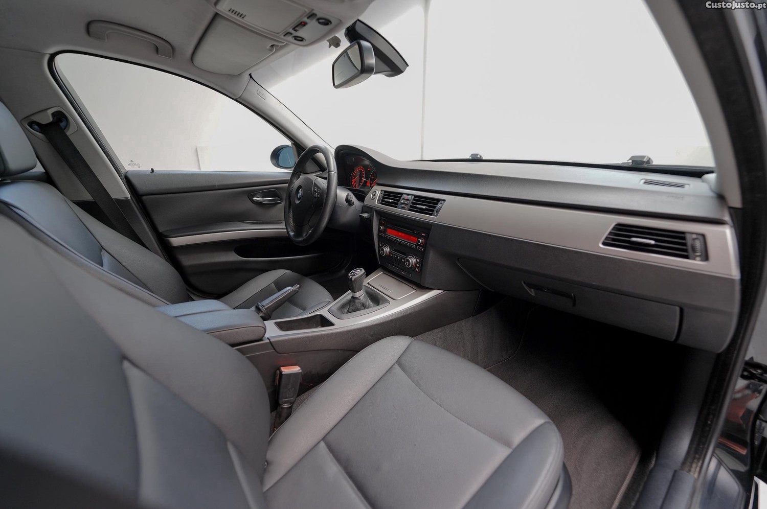BMW 320 E91 — fotografia 8