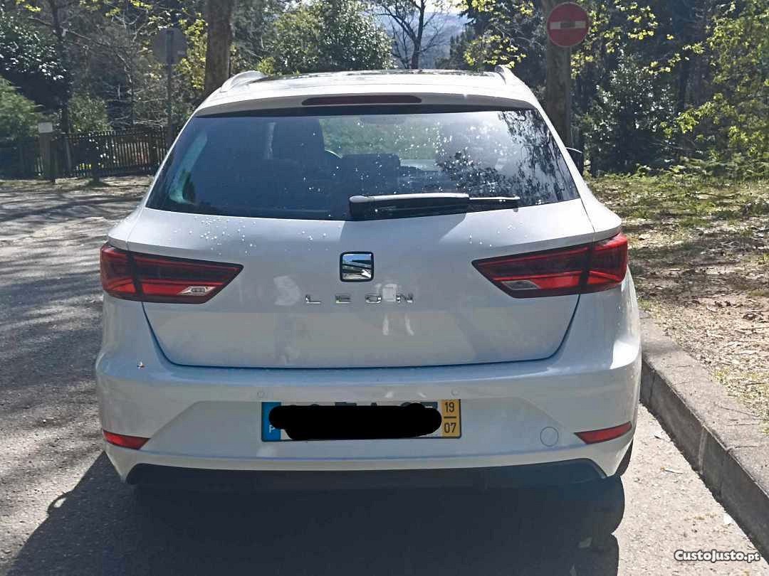 Seat Leon ST 1.6 TDI — photo 3