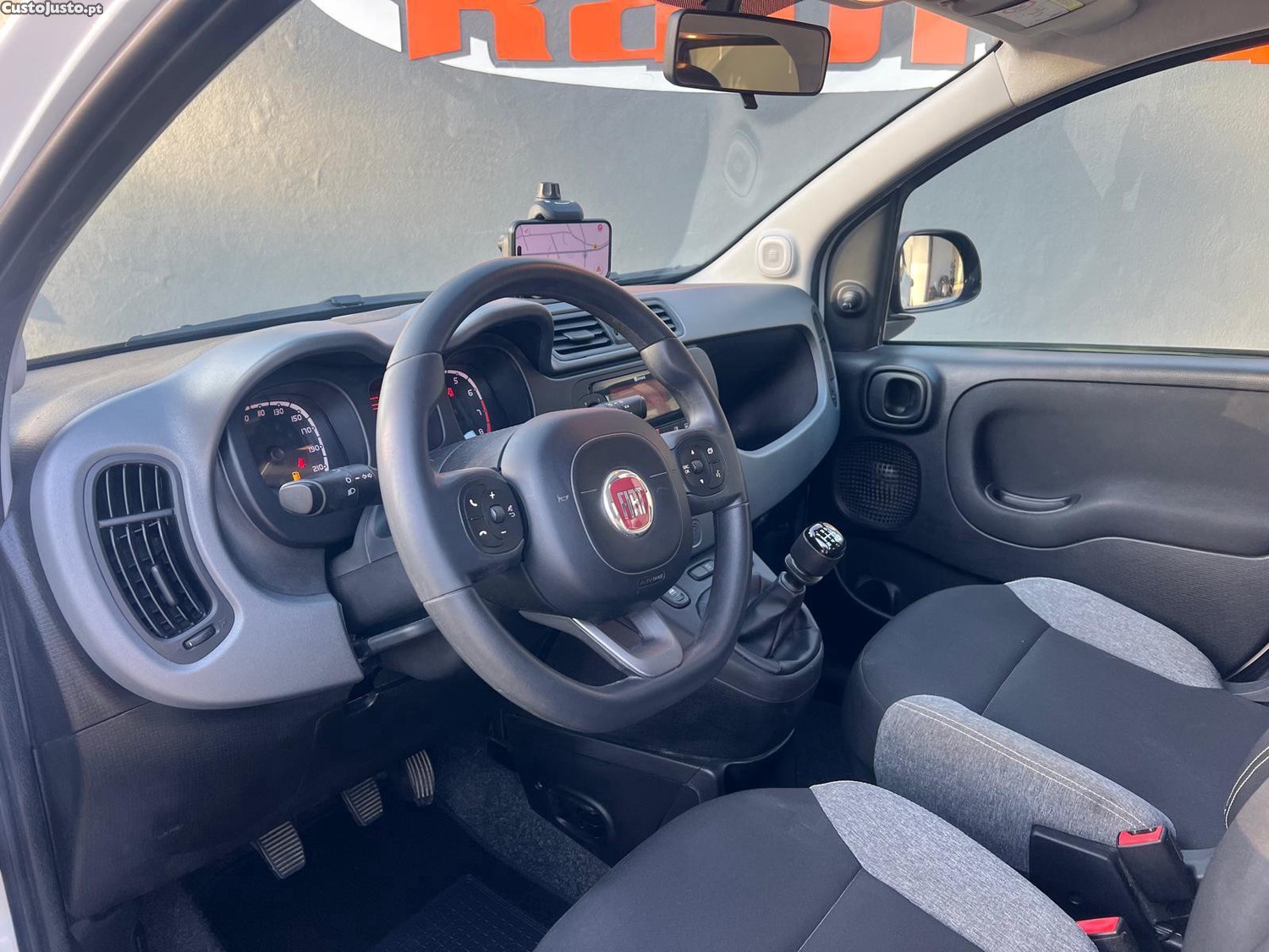 Fiat Panda hibrido city life — fotografia 9