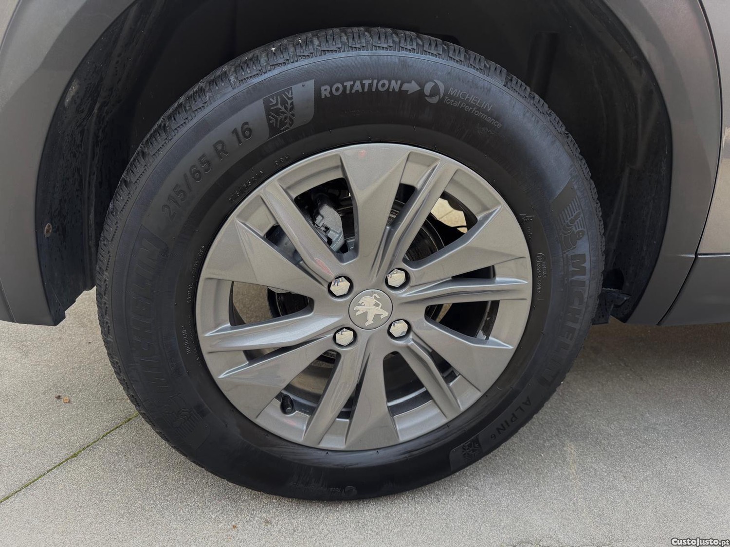 Peugeot 2008 1.2 PureTech Active — fotografia 6