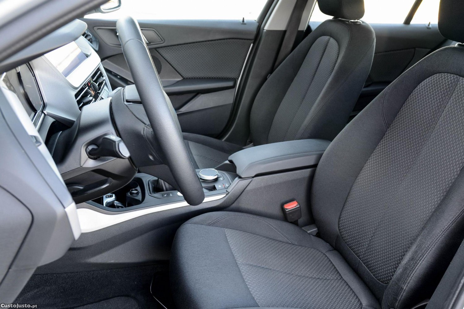 BMW 116 d Advantage — fotografia 16