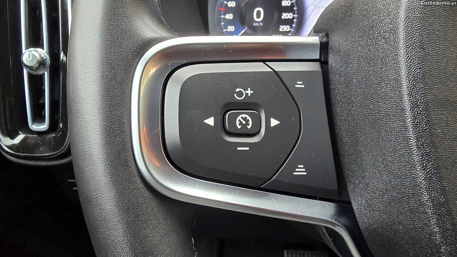 Volvo XC 40 1.5 T4 PHEV Plus Bright — fotografia 14