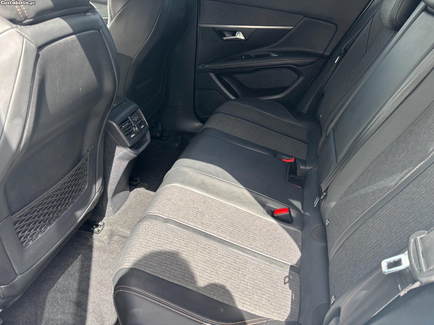 Peugeot 3008 1.5hdi 131CV Gt Line - 18 foto 3