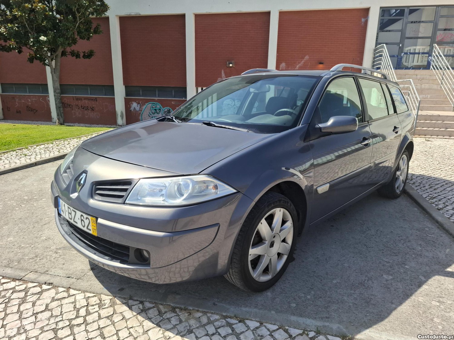 Renault Mégane Break 1.5Dci 106cv — fotografia 12