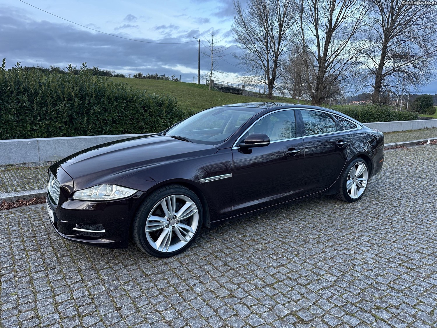 Jaguar XJ 3.0 V6 275 CV — fotografia 7