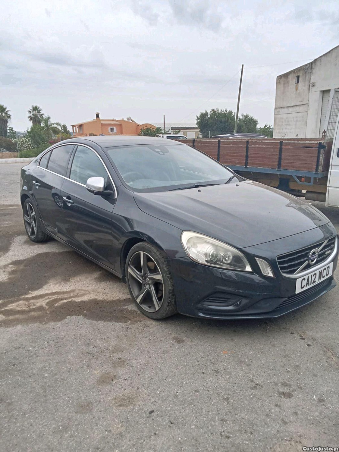 Volvo S60 R- design D3 163cv