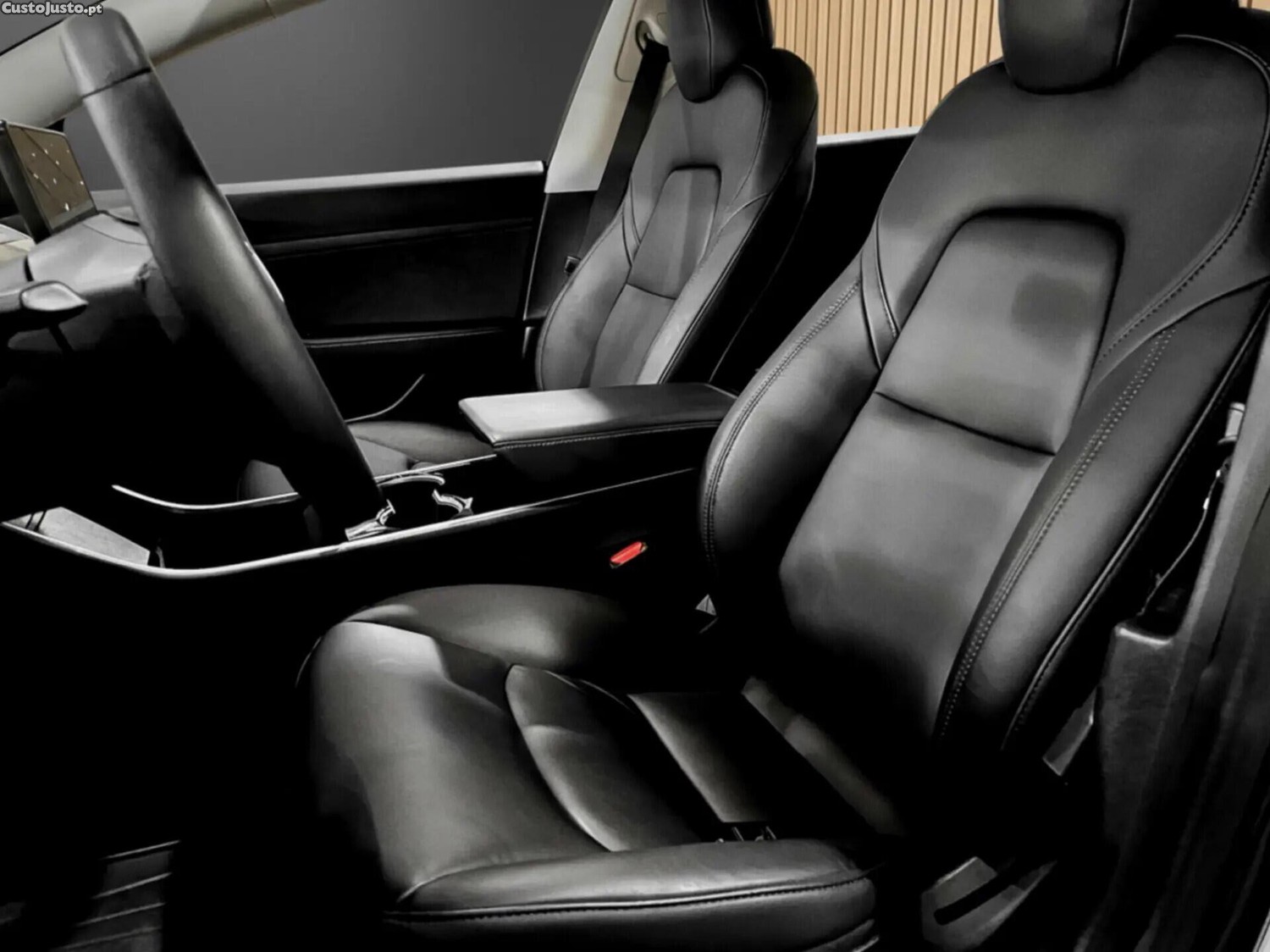 Tesla Model 3 Standard Range Plus RWD — fotografia 2