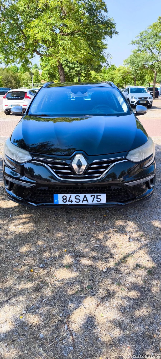Renault Mégane Sport Tourer GTLine — fotografia 4