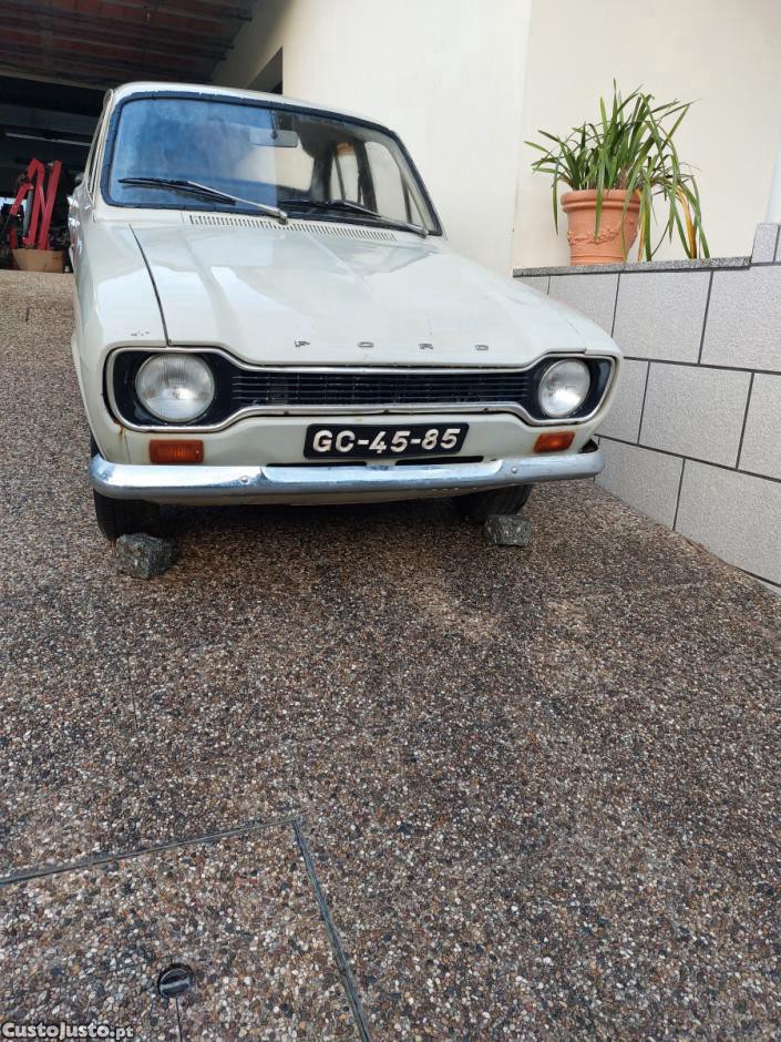 Ford Escort mk1 foto 4