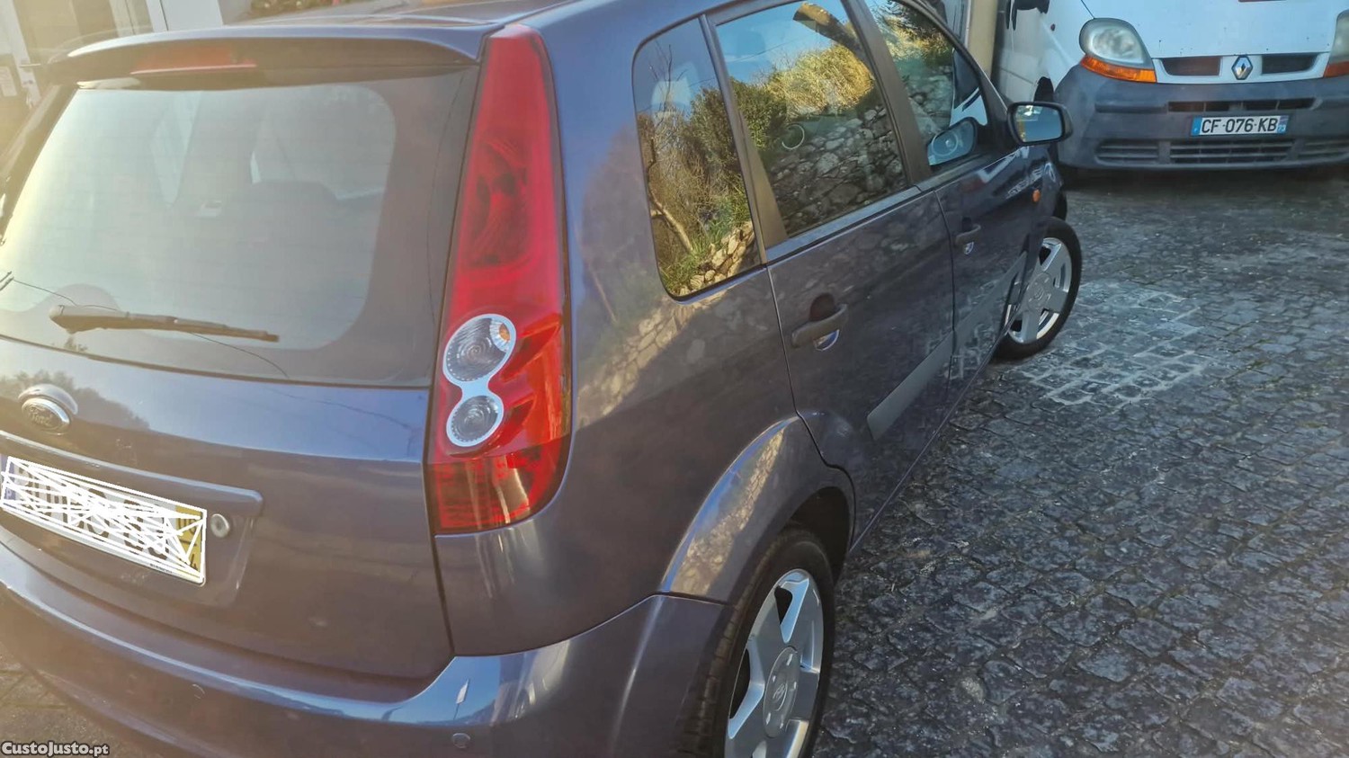 Ford Fiesta 1.25 Ghia — fotografia 5