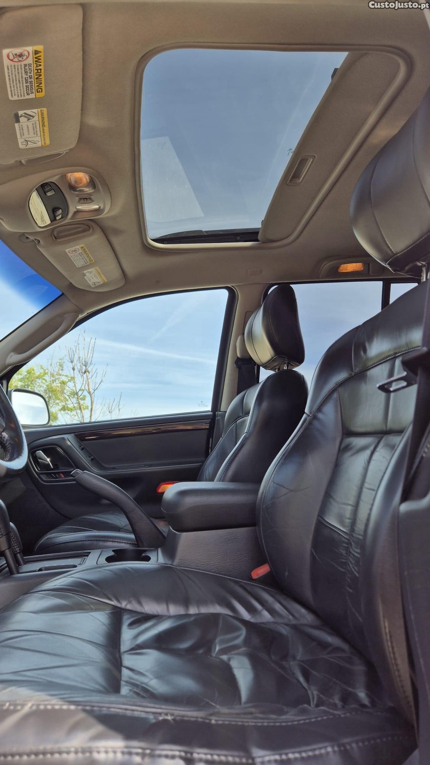Jeep Grand Cherokee (Grand Cherokee) — photo 3