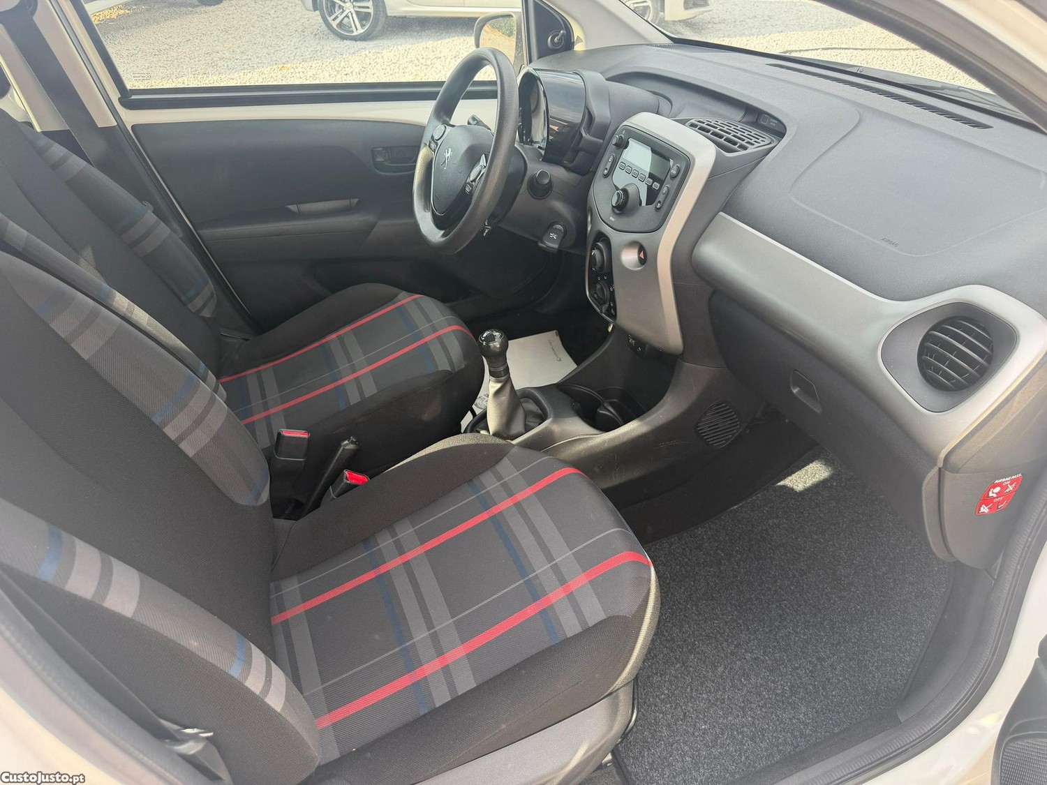 Peugeot 108 nd — fotografia 4