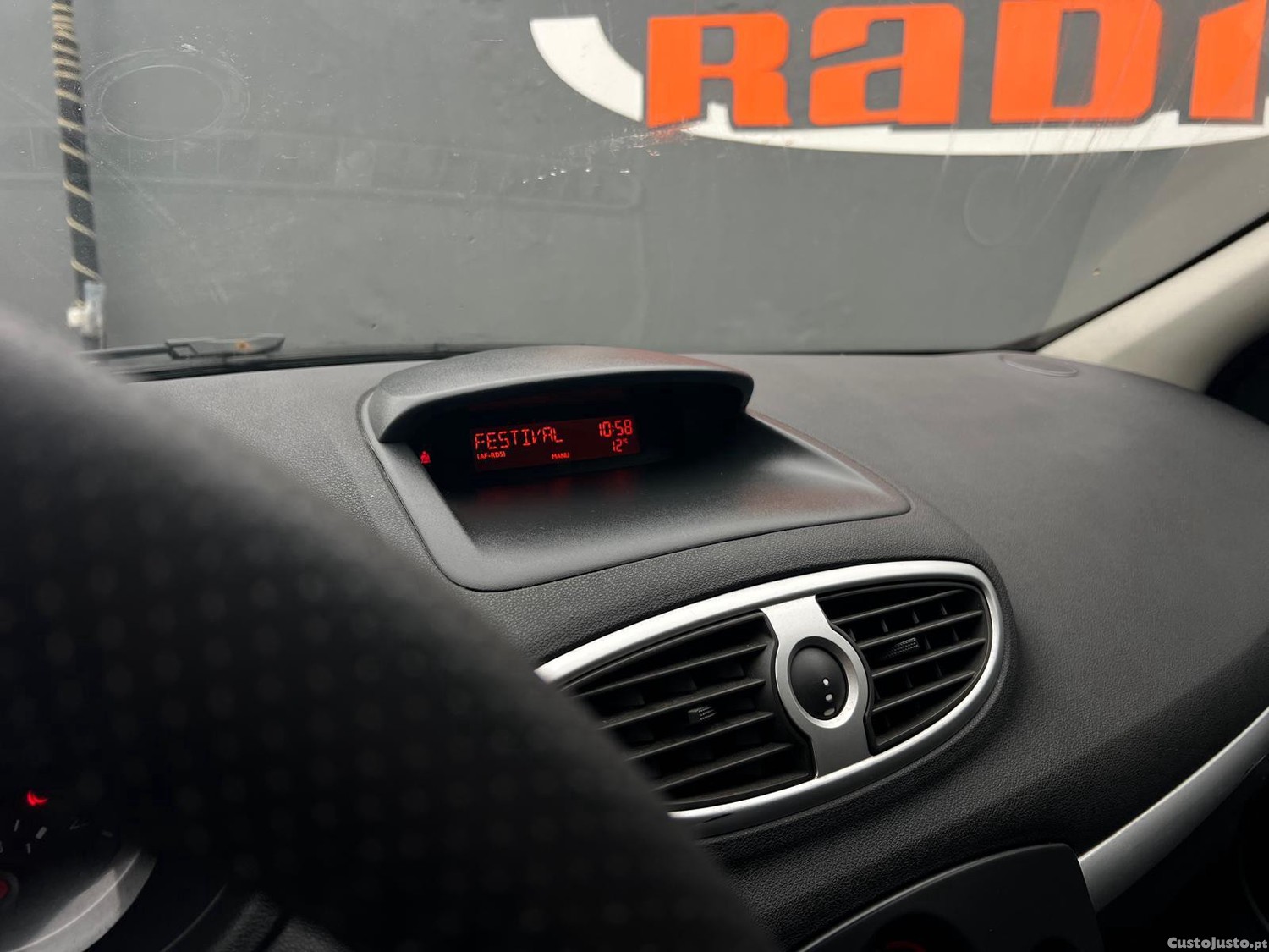 Renault Clio 1.2 16V Dynamique — fotografia 6