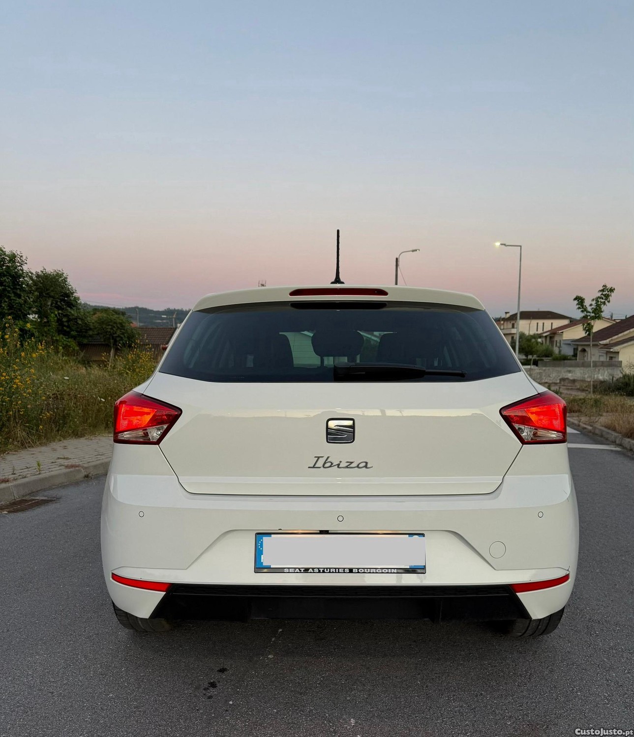 SEAT Ibiza 1.0 TSI Reference — fotografia 3