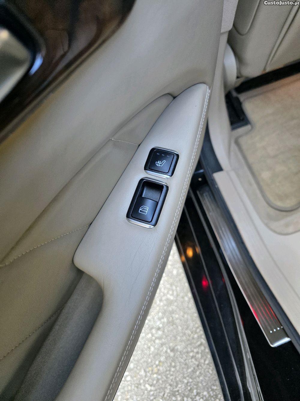 Mercedes-Benz CLS 350 Shooting Brake Cdi — fotografia 3