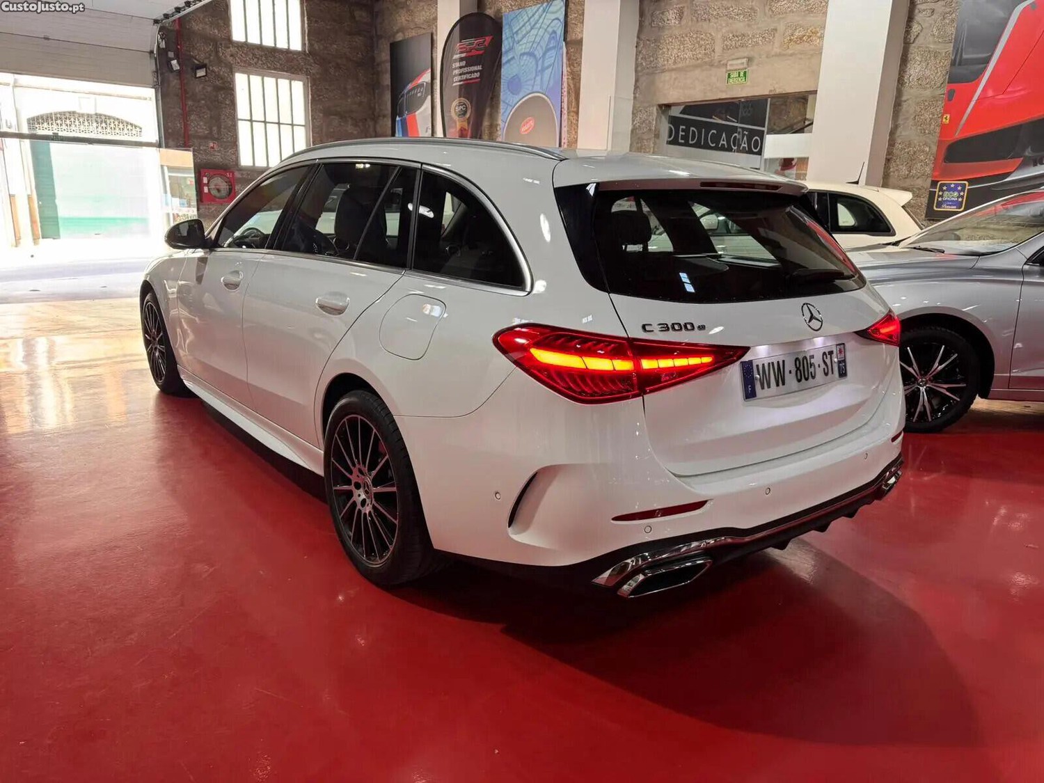 Mercedes-Benz C 300 e AMG Line — fotografia 9