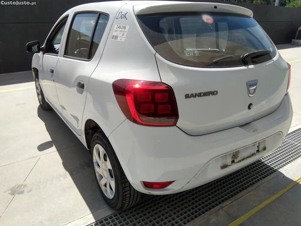 Dacia Sandero 1.0 SCe 75 (B8JC, B8JD) (54 kW / 73 cv) [12.2016 - 09.2020] — photo 3