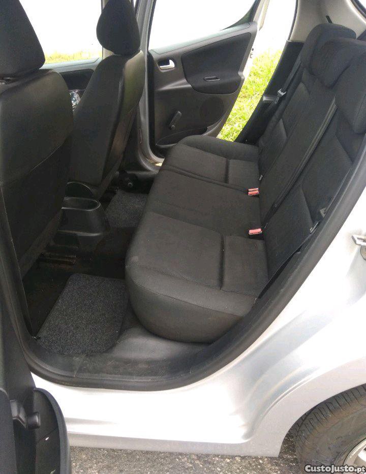 Peugeot 207 — fotografia 6