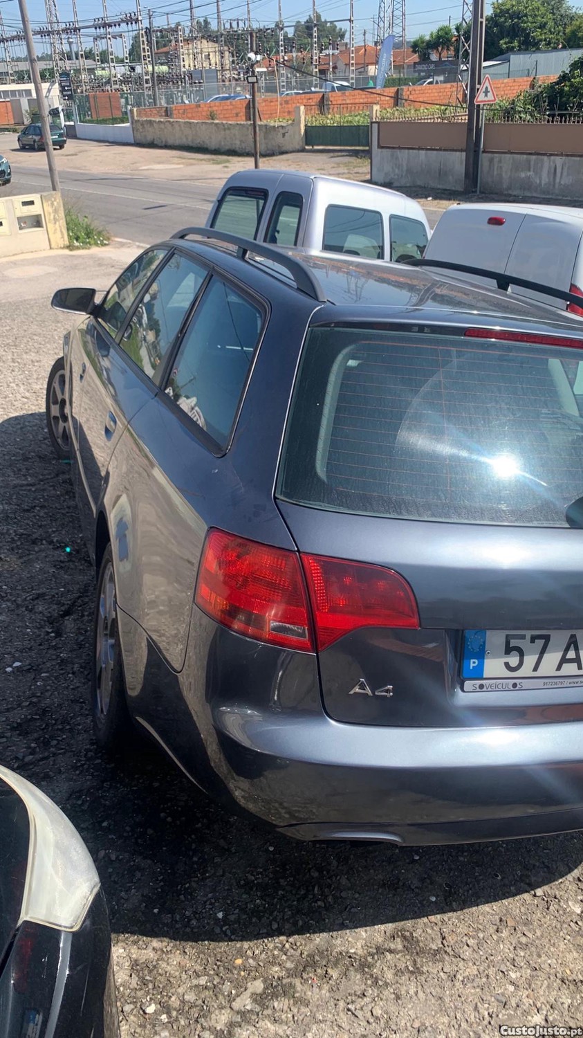 Audi A4 2.0 TDI 16V — fotografia 4