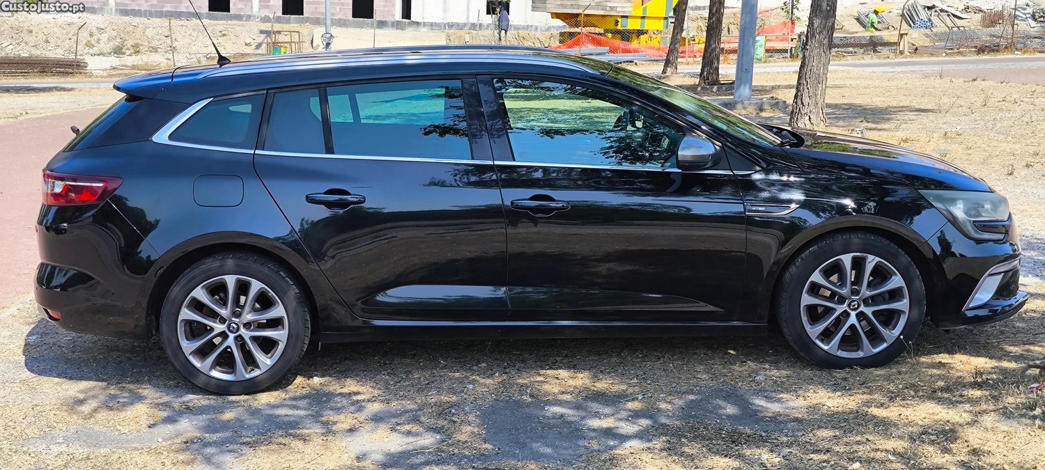 Renault Mégane Sport Tourer GTLine — fotografia 8