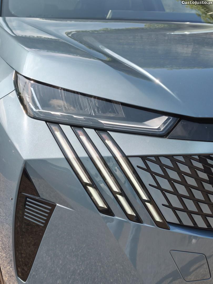 Peugeot 3008 1.2 Hybrid Allure e-DCS6 — fotografia 5