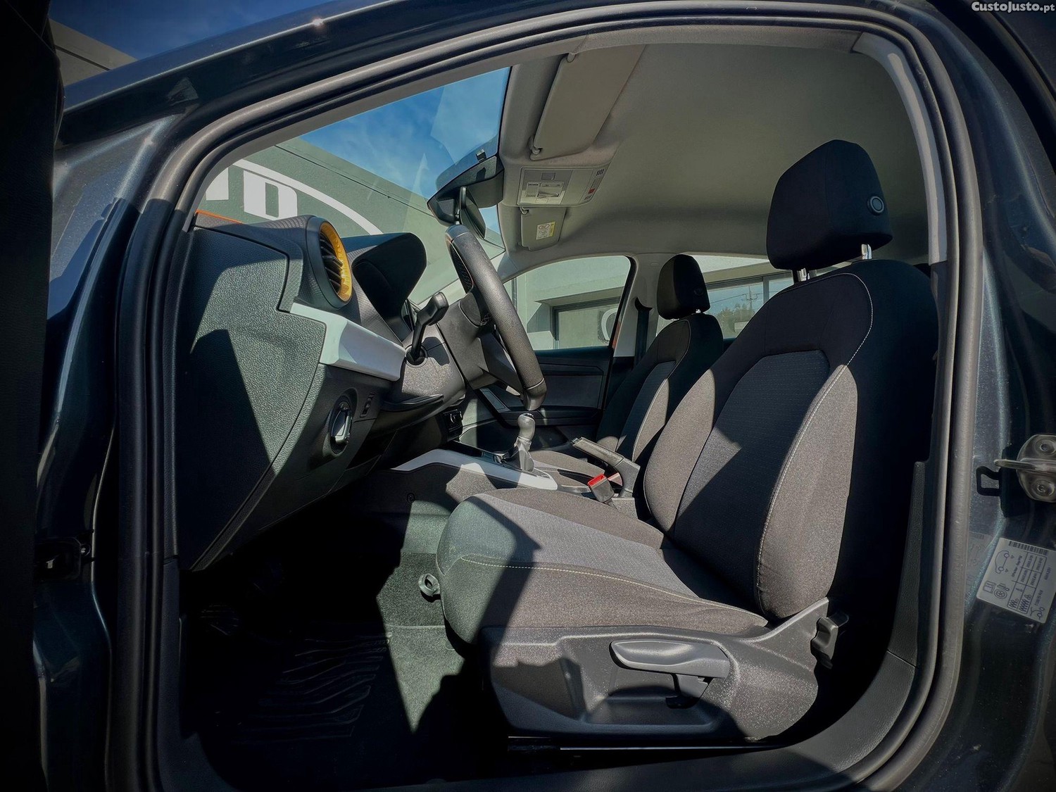 SEAT Arona 1.0 Eco TSI Style — fotografia 16