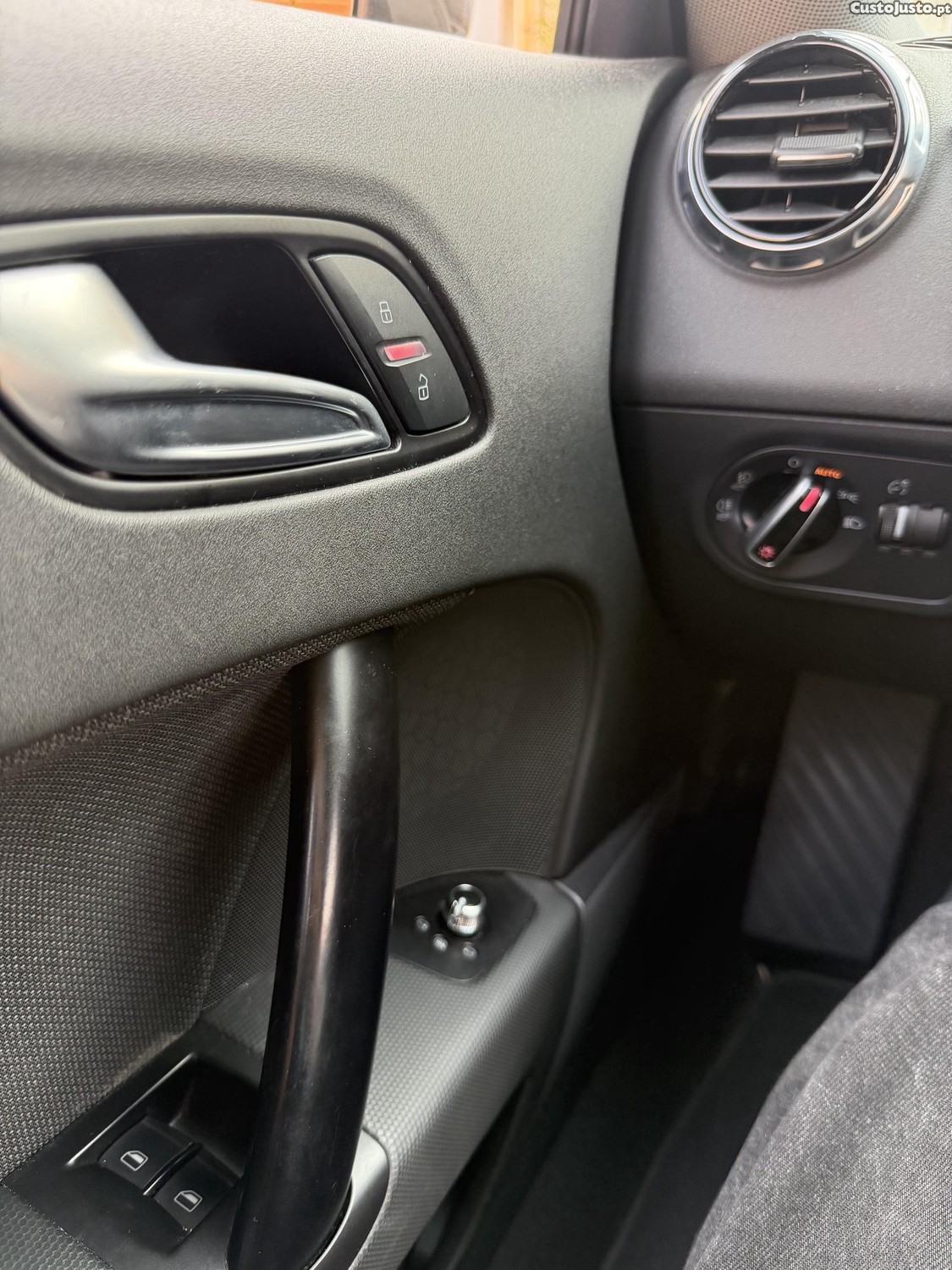 Audi TT s-line 2.0 TFSI — fotografia 6