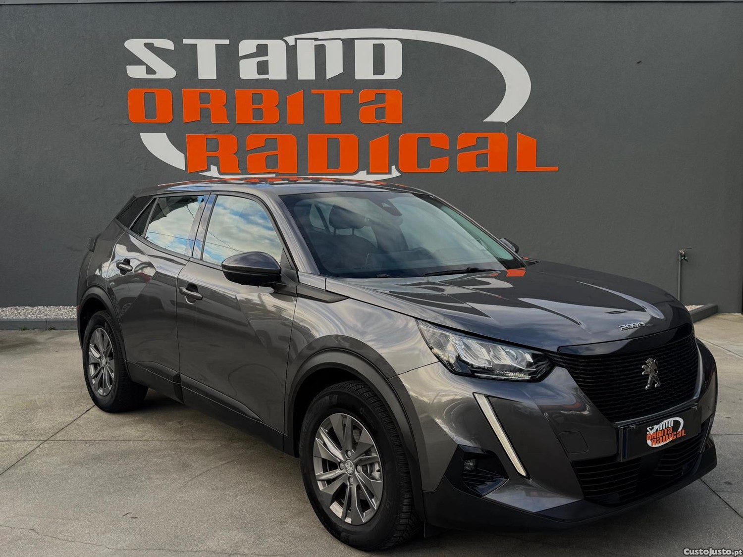 Peugeot 2008 1.2 PureTech Active — fotografia 8