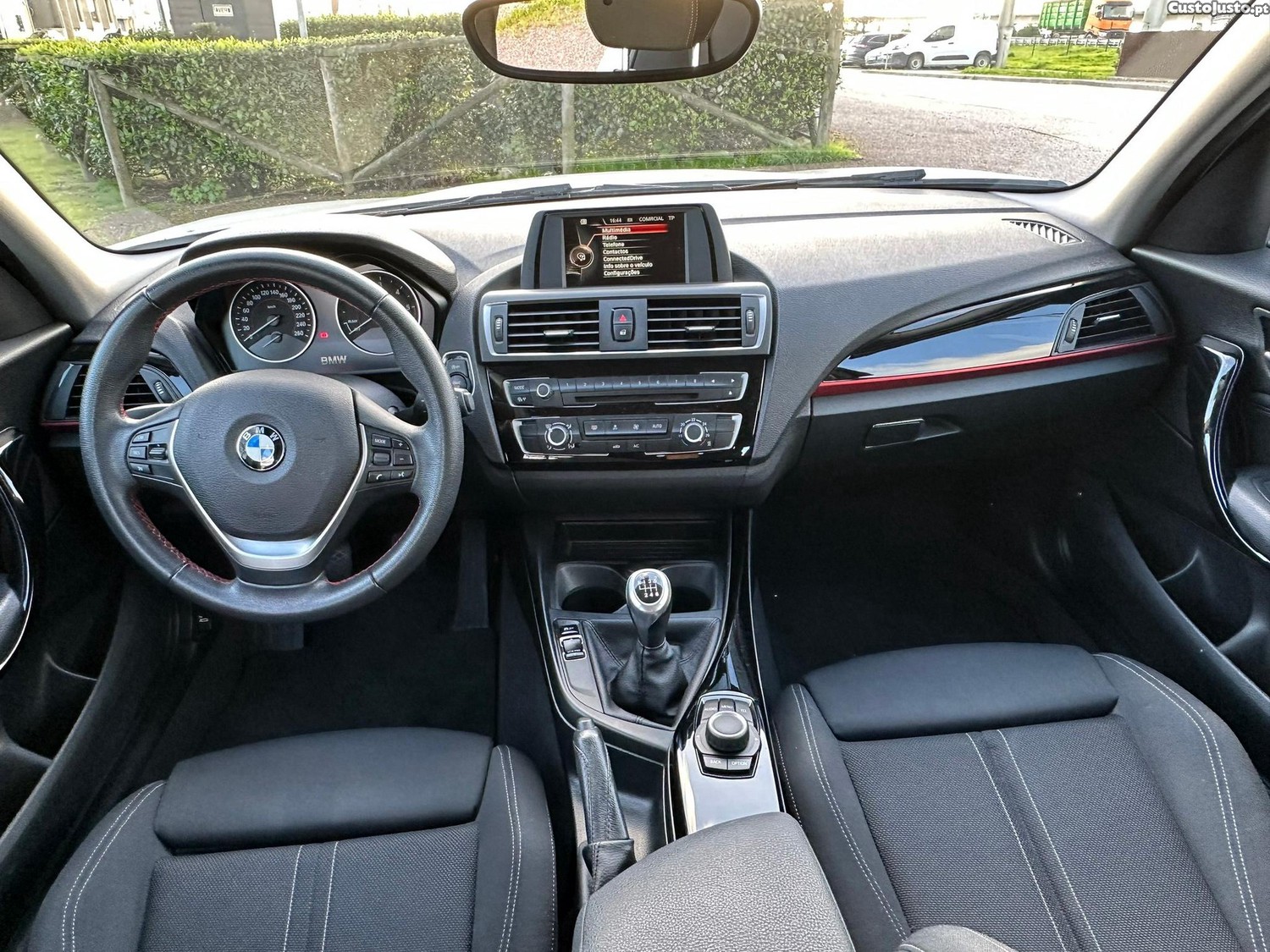 BMW 116 d EfficientDynamics Line Sport — fotografia 4