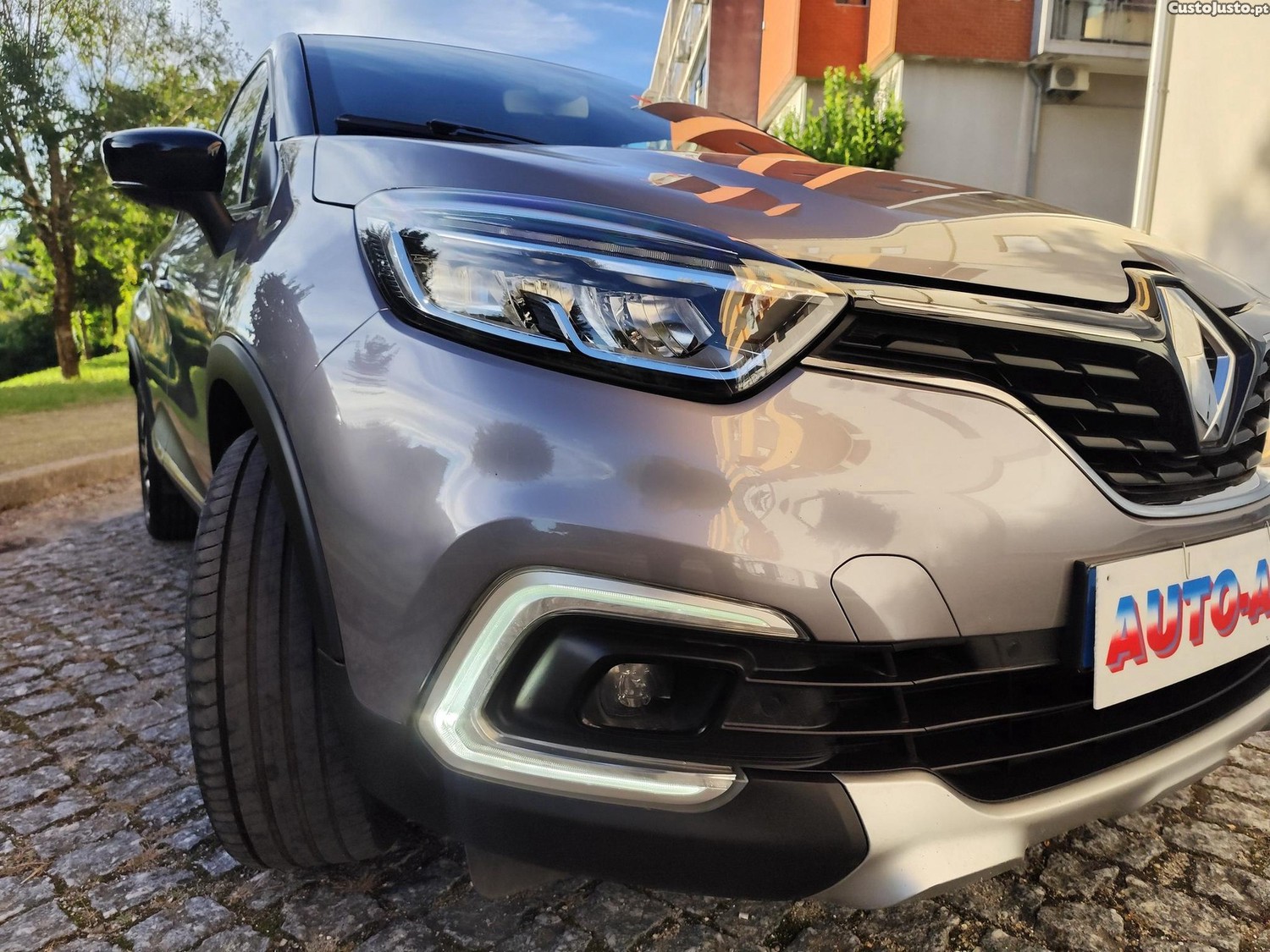 Renault Captur 0.9 TCE Exclusive — fotografia 8