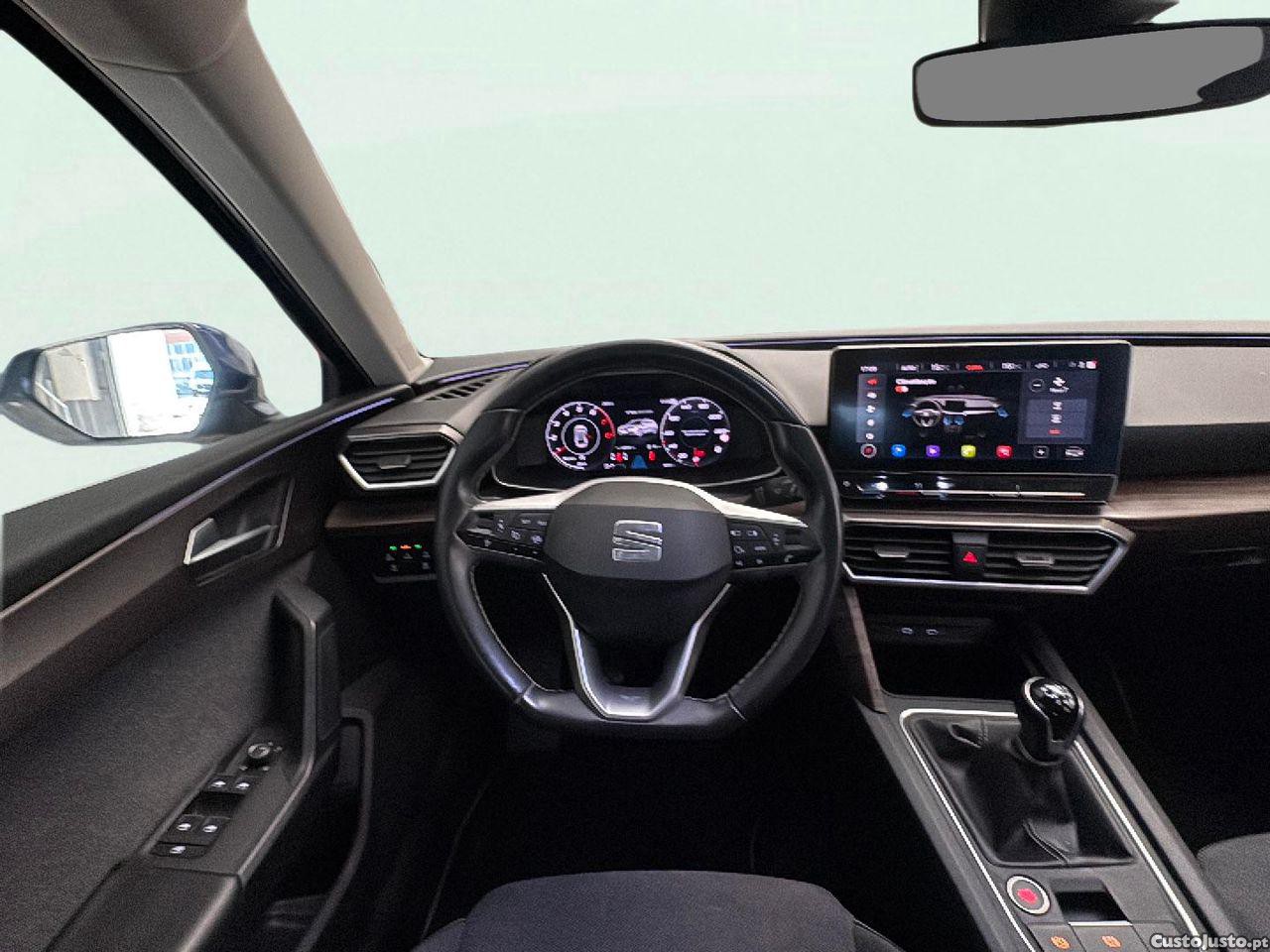 SEAT Leon 1.5 TSI Xcellence — fotografia 6
