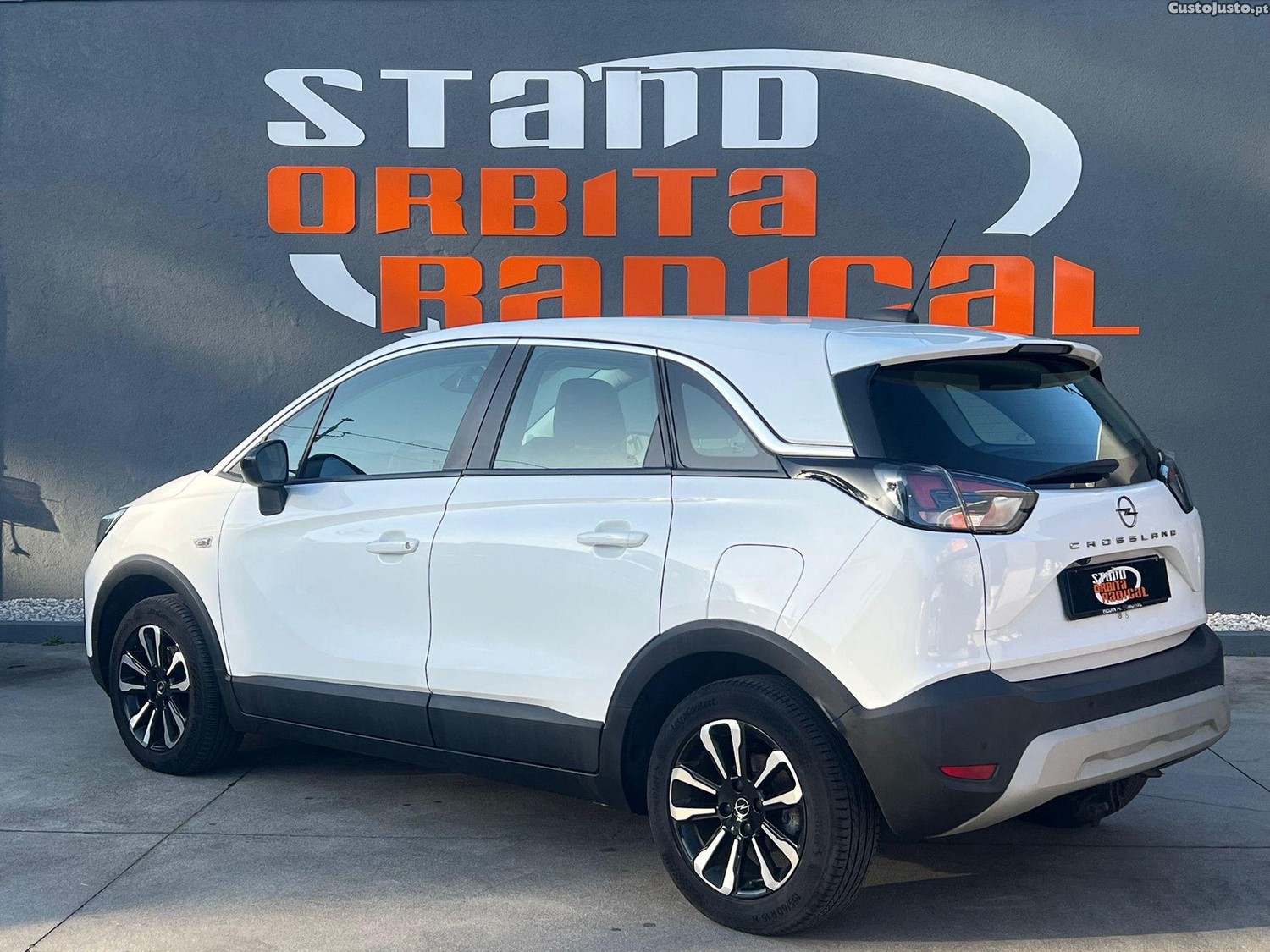 Opel Crossland X 1.2 T Elegance — fotografia 12