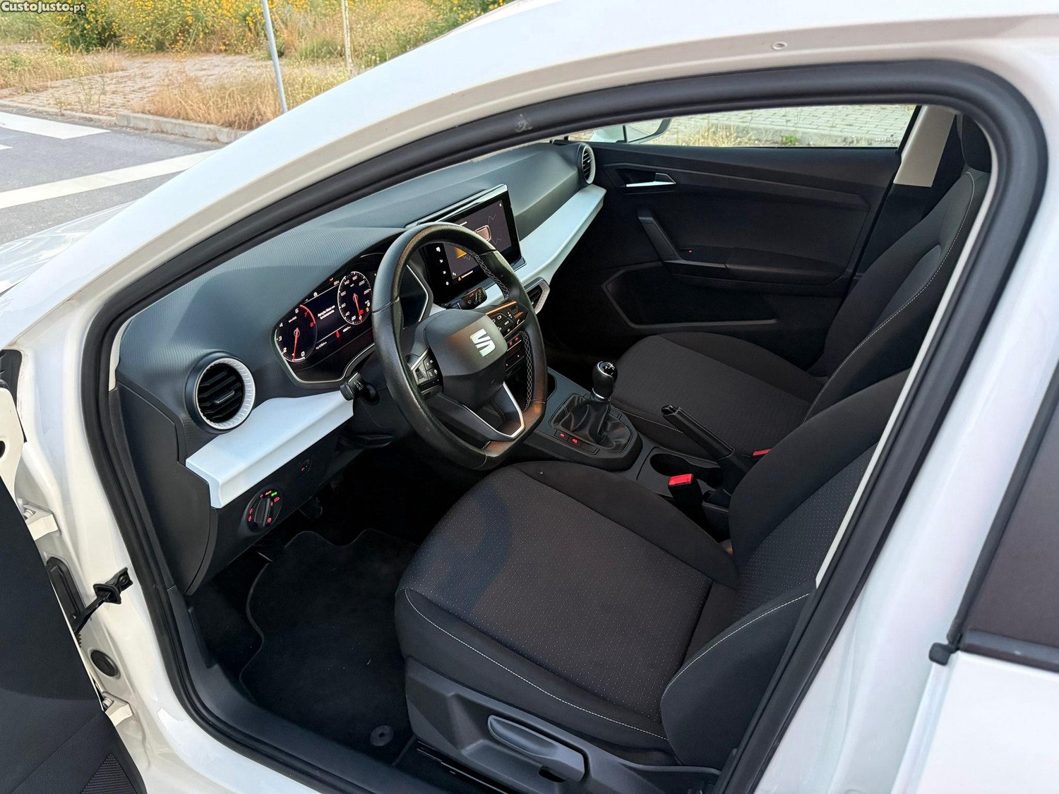 SEAT Ibiza 1.0 TSI Reference — fotografia 2