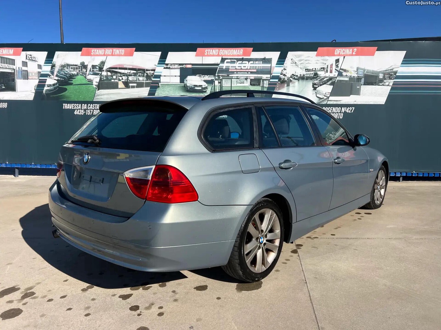 BMW 320 i Edition Exclusive — fotografia 8