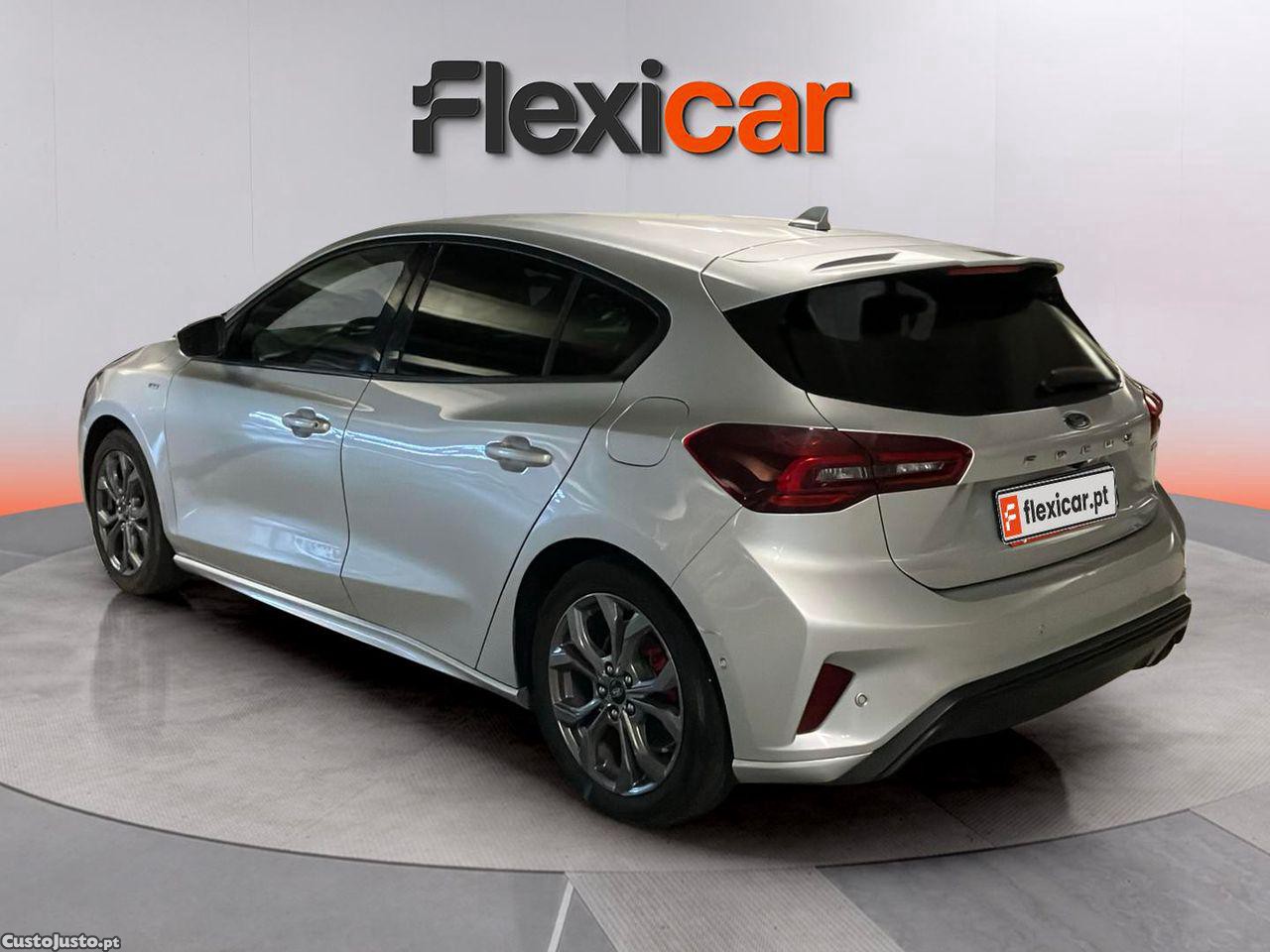 Ford Focus 1.0 EcoBoost MHEV ST-Line — fotografia 20