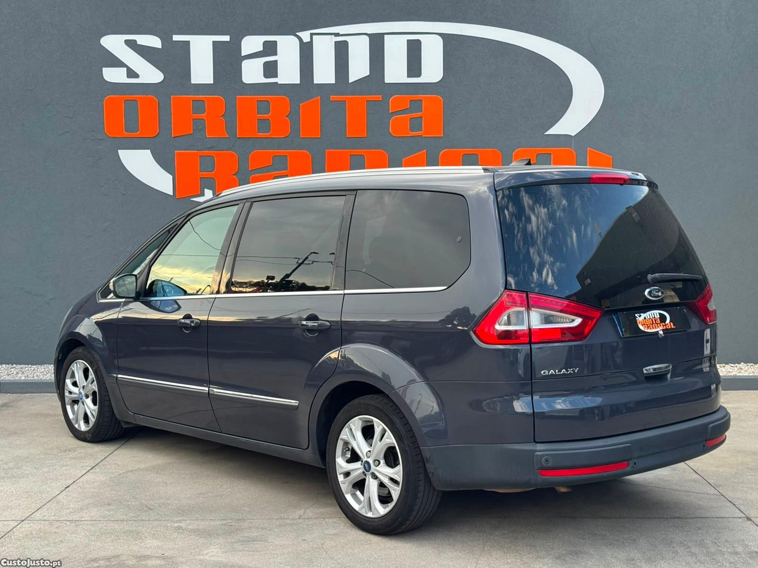 Ford Galaxy 2.0 TDCi Titanium Business — fotografia 13