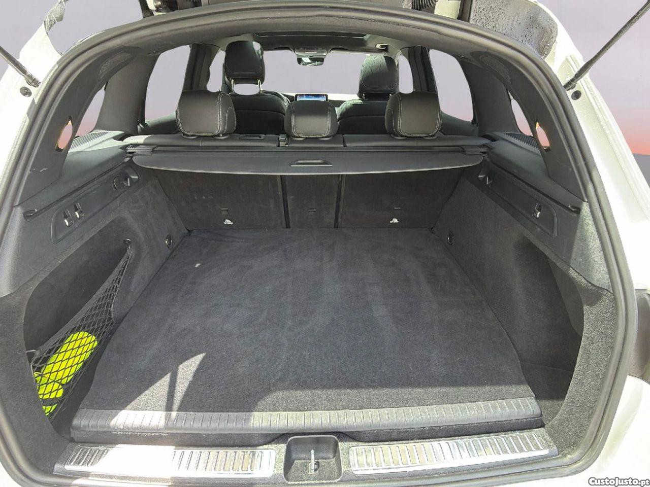 Mercedes-Benz GLC 300 e 4Matic — fotografia 2
