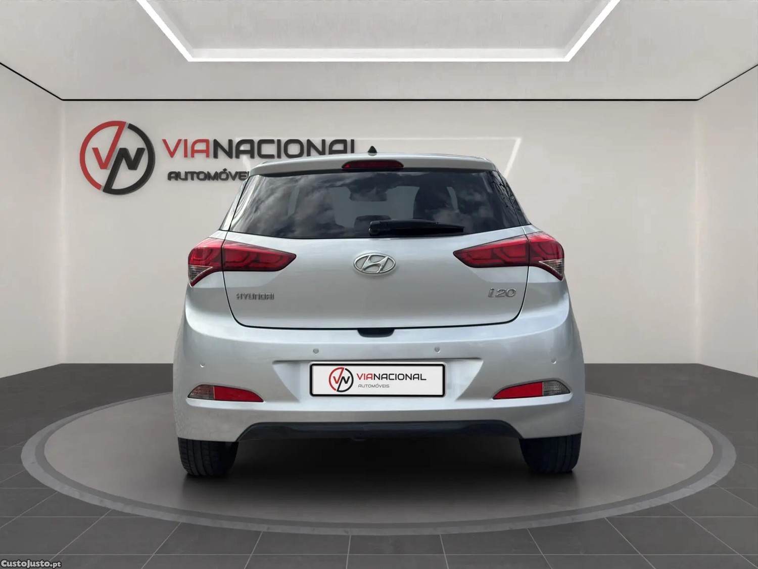Hyundai i20 1.1 CRDi Access — fotografia 14