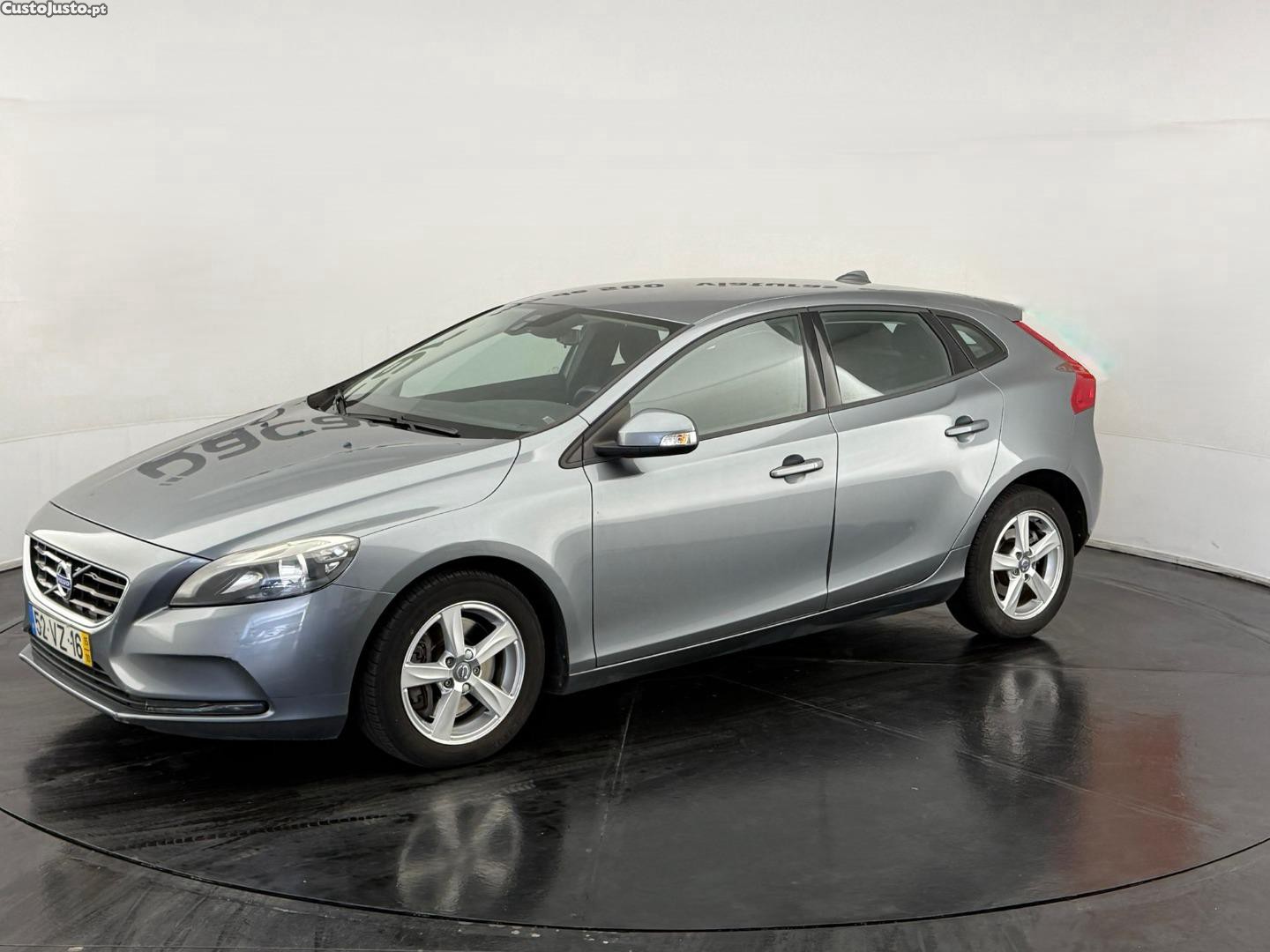 Volvo V40 2.0 — fotografia 14