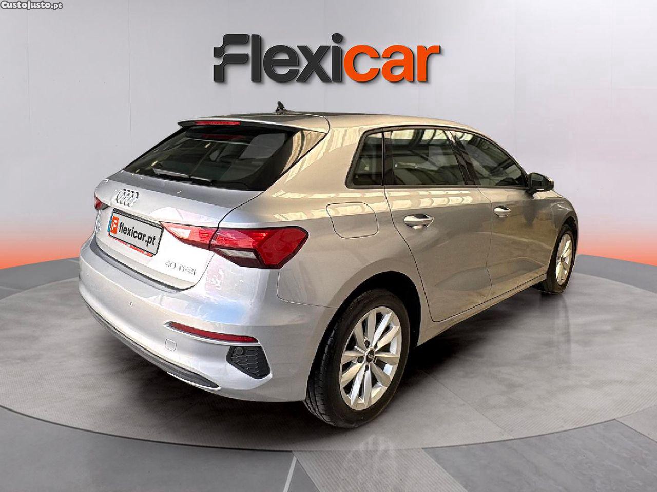 Audi A3 Sportback 30 TFSI S tronic — fotografia 10