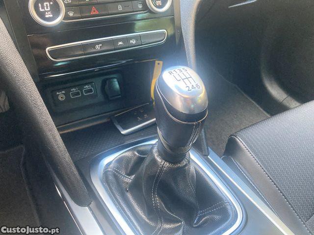 Renault Mégane 1.5 Blue dCi Limited — fotografia 9