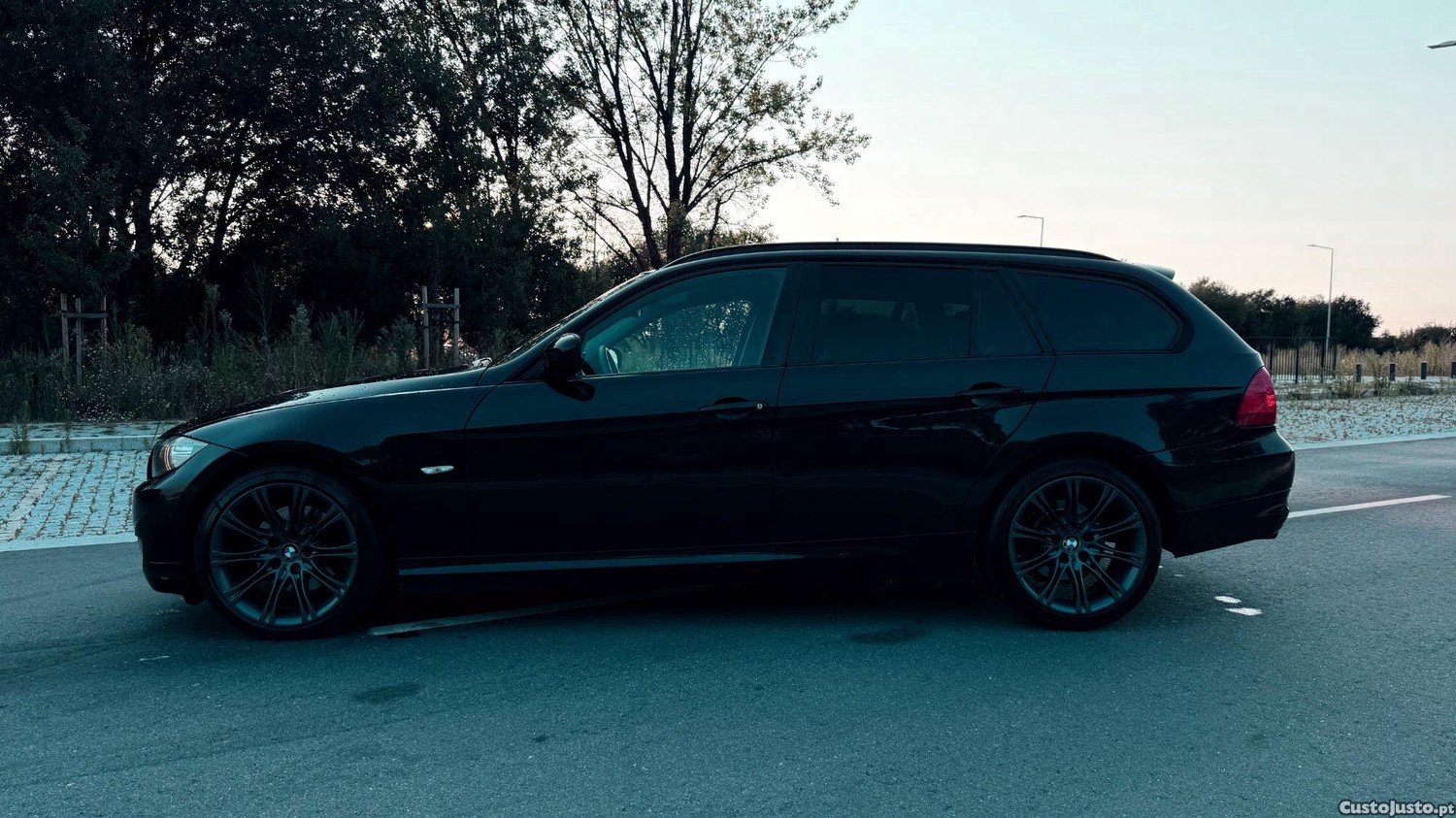 BMW 320 Auto Line Sport — fotografia 3